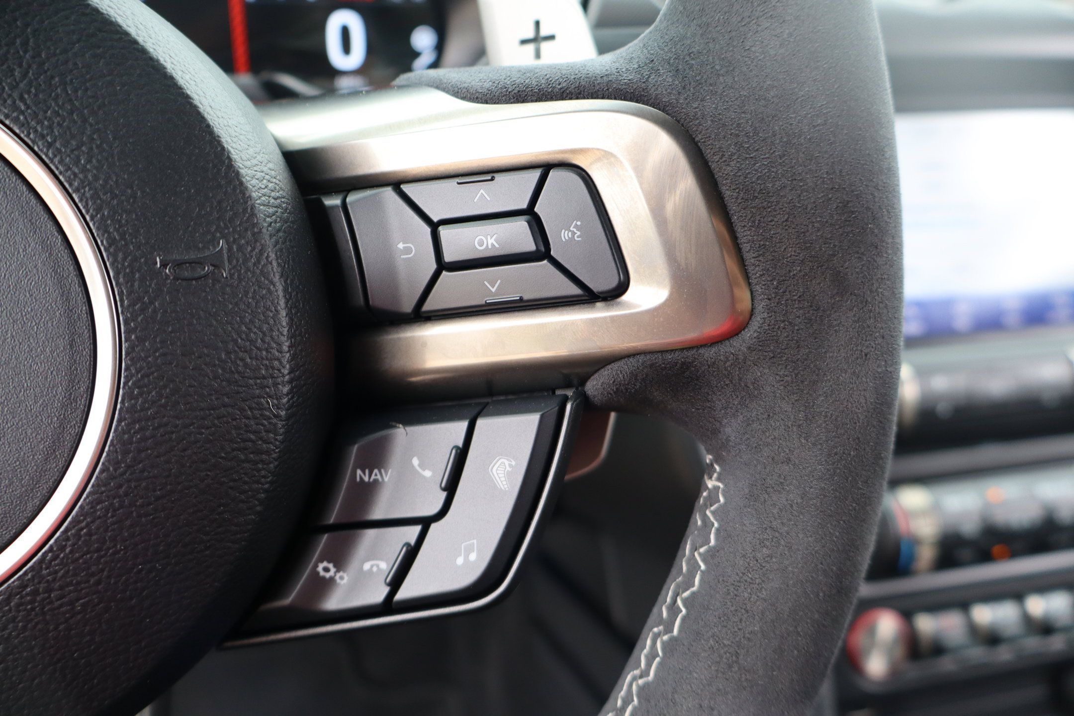 Used 2020 Ford Mustang Shelby GT500 w/ Technology Package RWD image 17