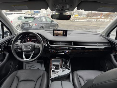 Used 2018 Audi Q7 3.0T Prestige image 16