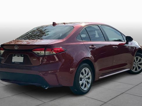 Used 2022 Toyota Corolla LE FWD image 12
