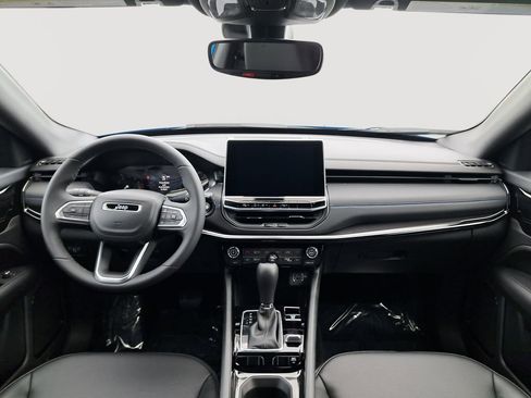 New 2026 Jeep Compass Limited image 19