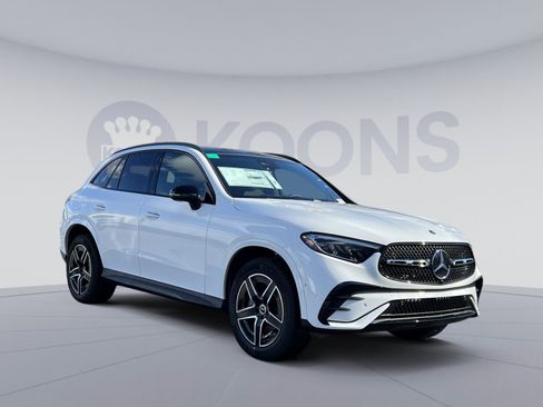 New 2026 Mercedes-Benz GLC 300 GLC 300 image 8
