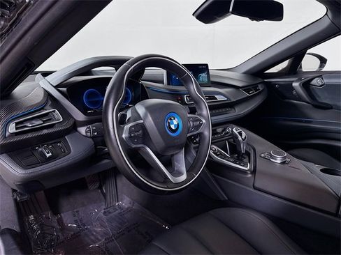 Used 2019 BMW i8 Roadster image 9
