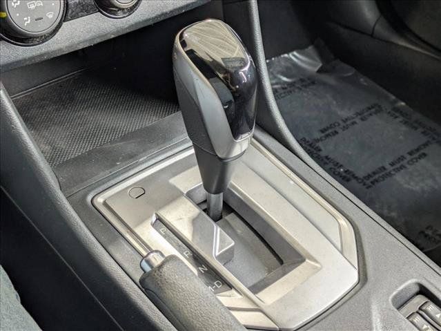 Used 2019 Subaru Crosstrek 2.0i Premium AWD/4WD image 11