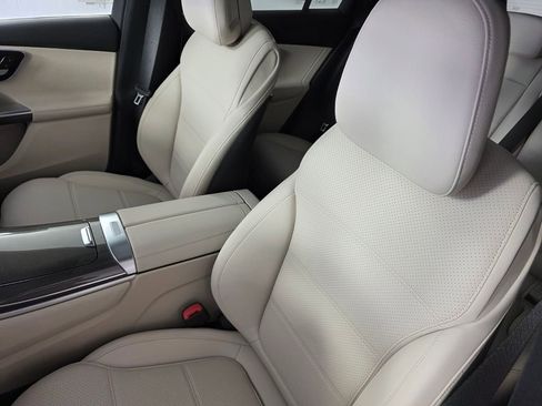 New 2026 Mercedes-Benz GLC 300 image 8