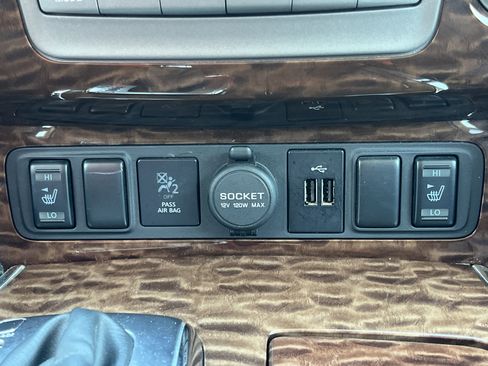 Used 2019 Nissan Armada SL w/ Premium Package image 9