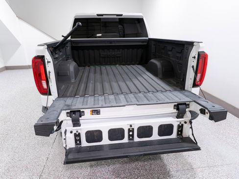 Used 2019 GMC Sierra 1500 SLT w/ SLT Premium Plus Package image 11