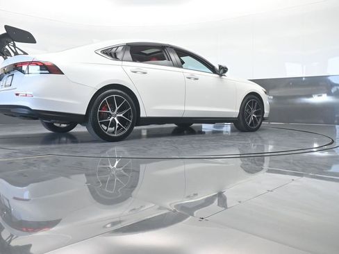 Used 2024 Honda Accord EX image 63