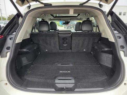 Used 2018 Nissan Rogue SL w/ Premium Package AWD/4WD image 7