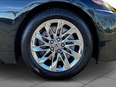 Used 2018 Lexus LS 500 image 10