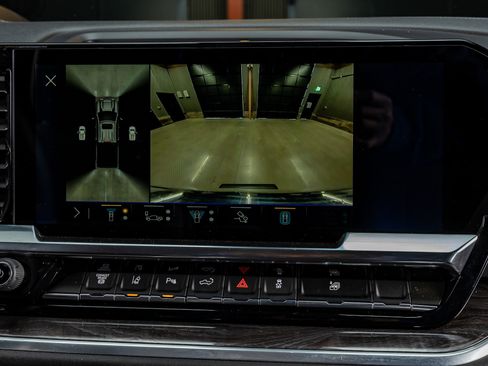 Used 2025 Chevrolet Silverado 2500 LTZ w/ LTZ Premium Package image 23