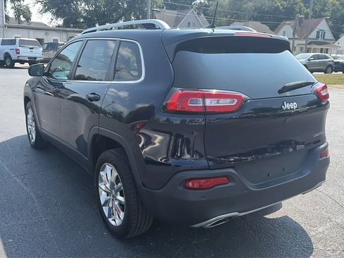 Used 2016 Jeep Cherokee Limited FWD image 7