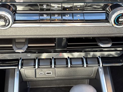 Used 2026 Chevrolet Colorado W/T w/ WT Convenience Package II image 20