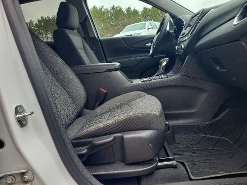 Used 2023 Chevrolet Equinox LT AWD/4WD image 18