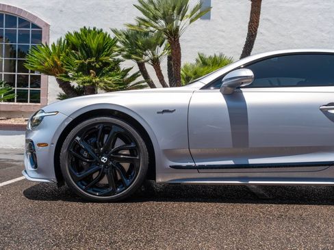 Used 2025 Bentley Continental GT Speed AWD/4WD image 22