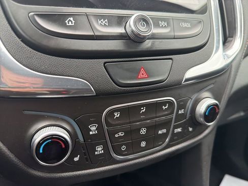 Used 2019 Chevrolet Equinox Premier w/ LPO, Floor Liner Package image 25