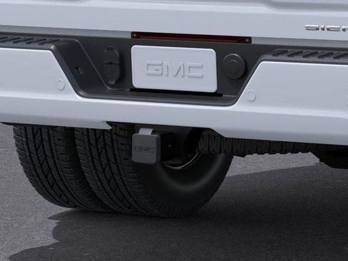 New 2026 GMC Sierra 3500 Denali w/ Denali Reserve Package AWD/4WD image 14