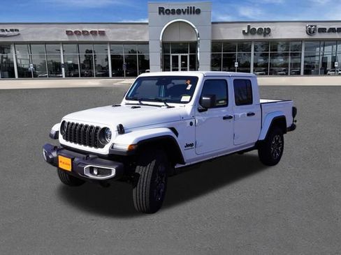New 2026 Jeep Gladiator Sport AWD/4WD image 7