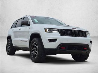 Used 2020 Jeep Grand Cherokee Trailhawk w/ Trailhawk Luxury Group AWD/4WD video 3