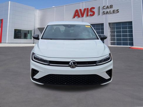 Used 2025 Volkswagen Jetta Sport FWD image 10