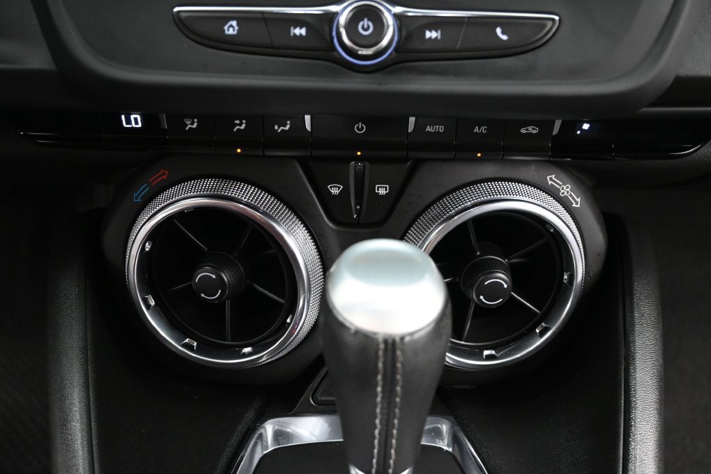Used 2023 Chevrolet Camaro LT RWD image 17