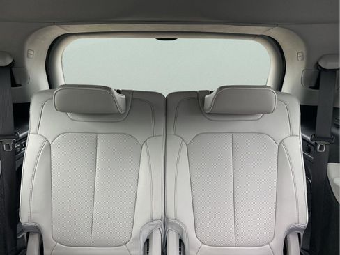 Used 2021 Jeep Grand Cherokee L Overland w/ Luxury Tech Group IV image 11