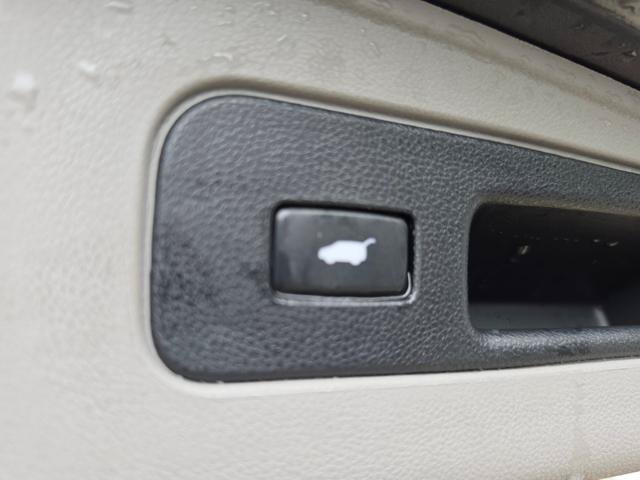 Used 2014 Honda Odyssey EX-L image 16