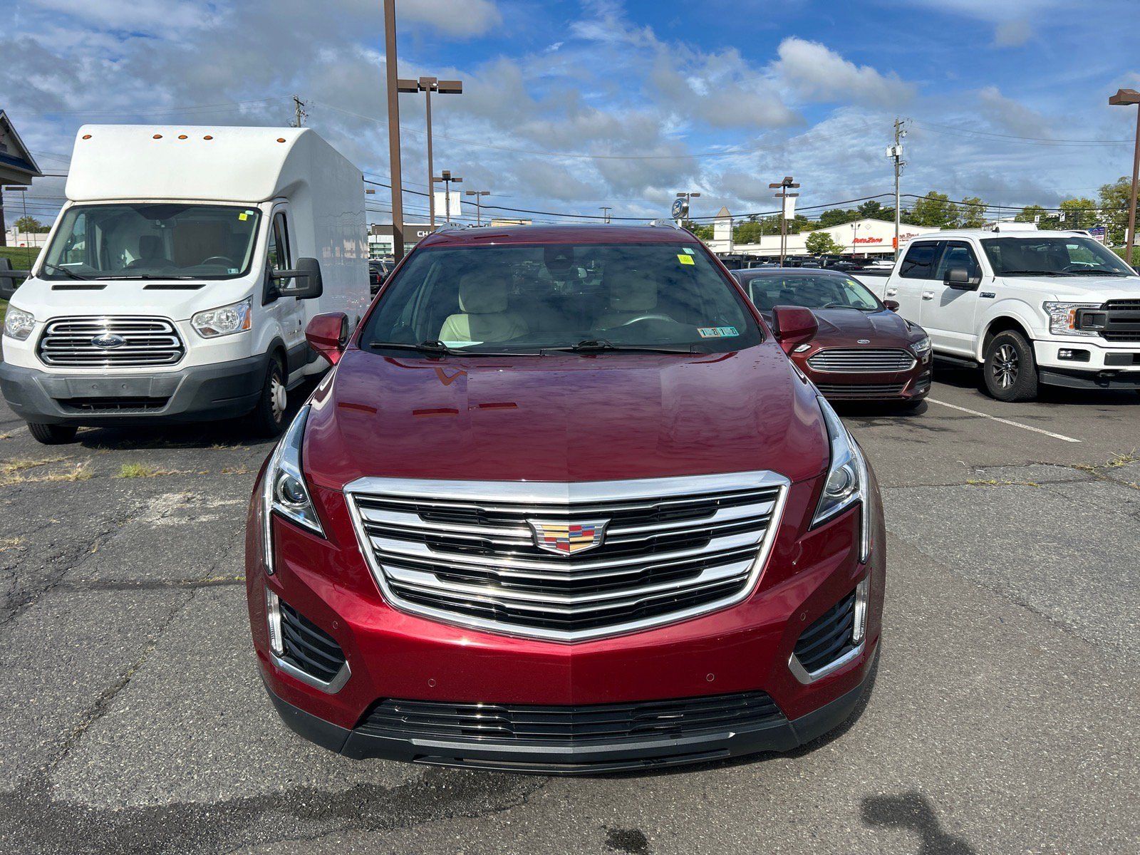 Used 2017 Cadillac XT5 Luxury w/ Driver Awareness Package AWD/4WD image 2