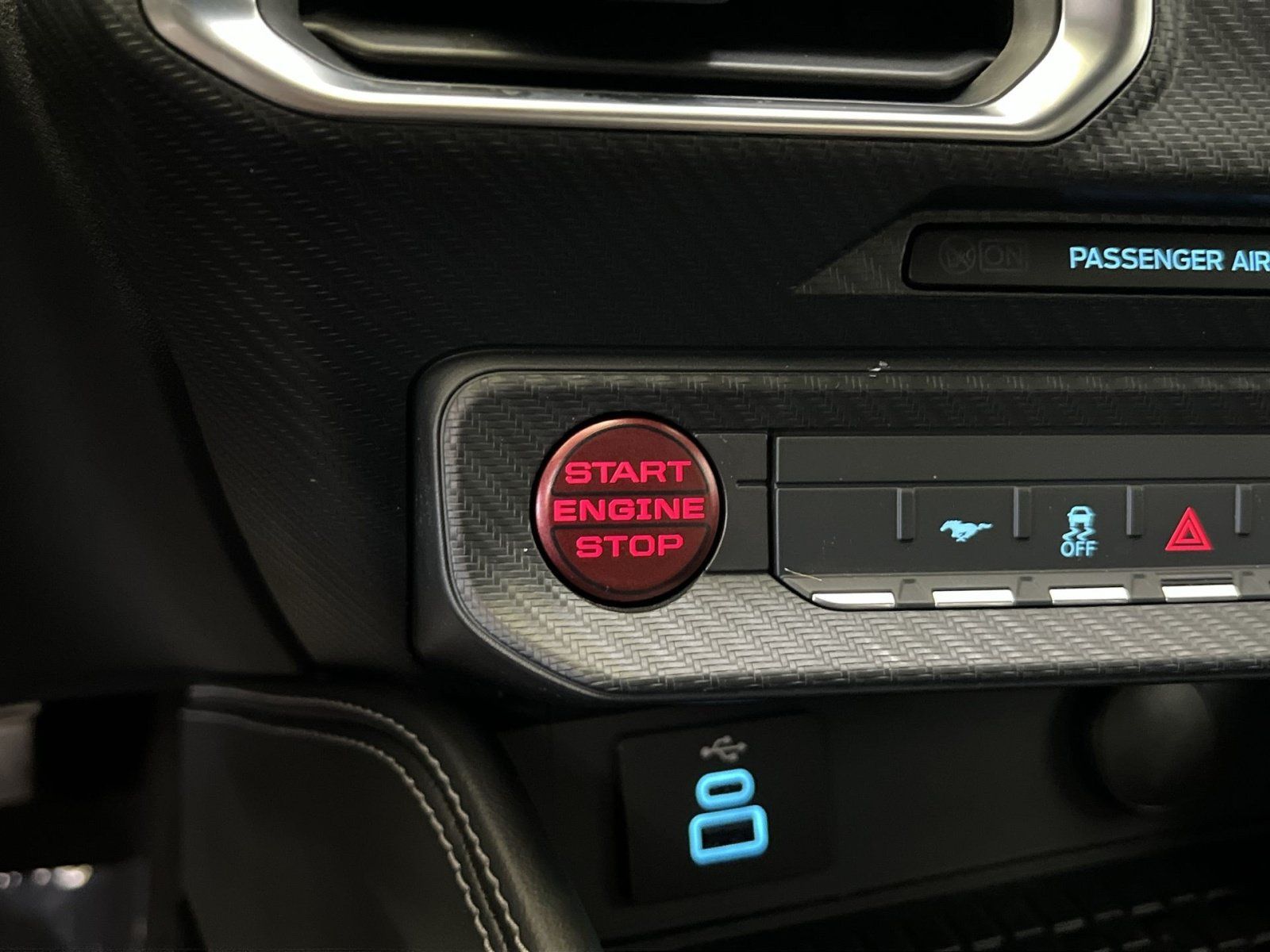 Used 2024 Ford Mustang GT Premium RWD image 36
