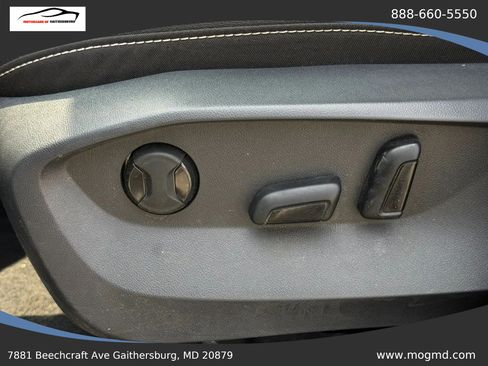 Used 2022 Volkswagen Taos SE FWD image 20