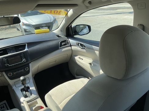 Used 2015 Nissan Sentra SV w/ Style Package image 20
