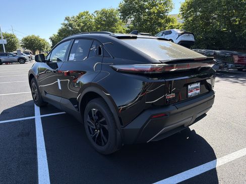 New 2026 Toyota C-HR AWD/4WD image 8
