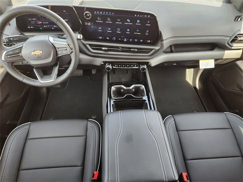 New 2026 Chevrolet Silverado EV LT image 2