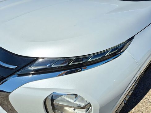 New 2026 Mitsubishi Outlander ES image 10