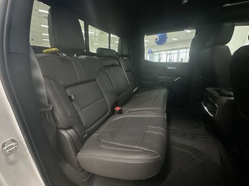 Used 2022 Chevrolet Silverado 1500 High Country w/ Technology Package AWD/4WD image 30