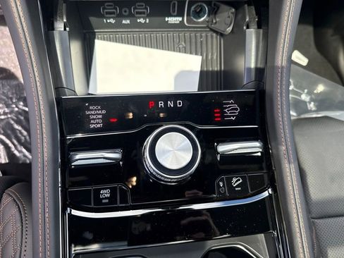 New 2026 Jeep Grand Cherokee Summit AWD/4WD image 15