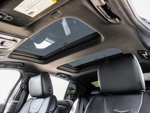 Used 2021 Cadillac CT5 Sport RWD image 5