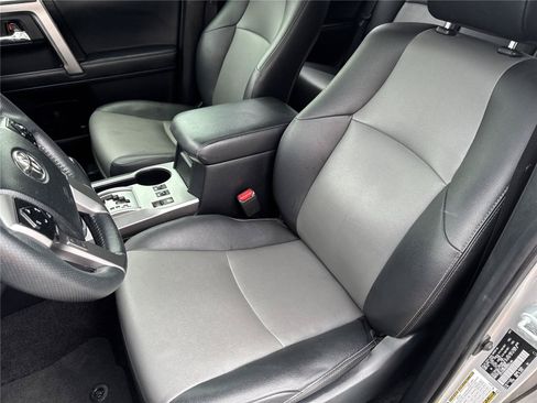 Used 2021 Toyota 4Runner SR5 Premium RWD image 13
