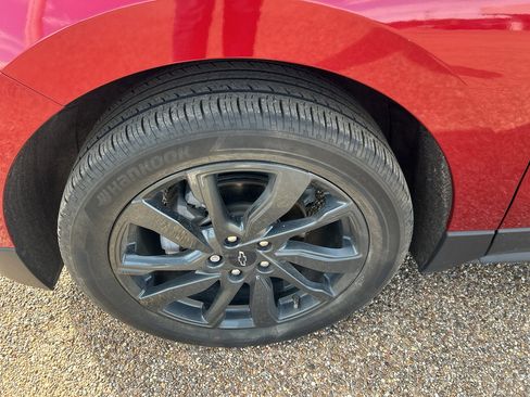 Used 2023 Chevrolet Equinox RS image 9