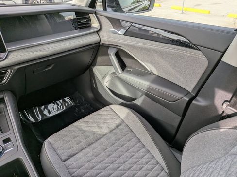 Certified 2026 Volkswagen Tiguan S FWD image 14