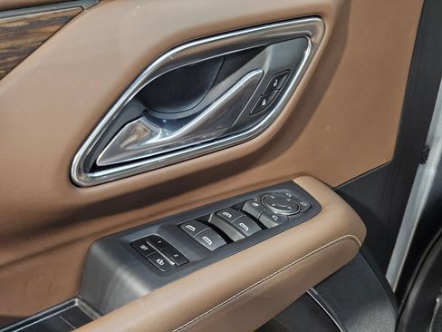 Used 2024 Chevrolet Tahoe High Country AWD/4WD image 21