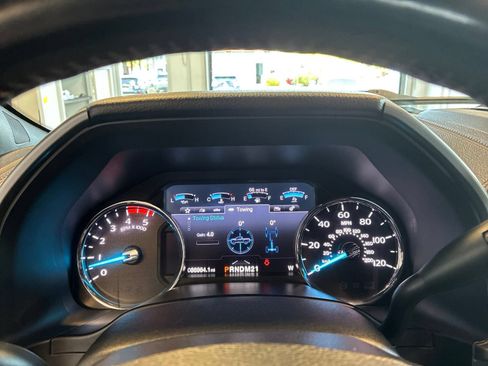 Used 2019 Ford F250 Platinum w/ Platinum Ultimate Package AWD/4WD image 20