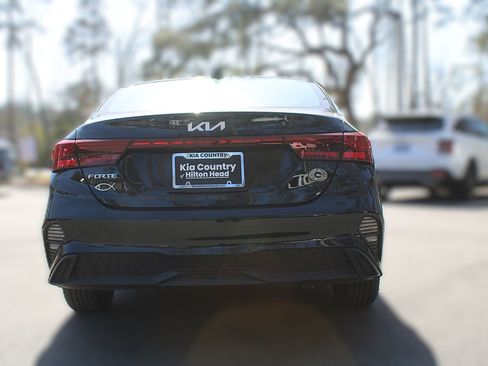 Certified 2024 Kia Forte LXS w/ LXS Technology Package image 8