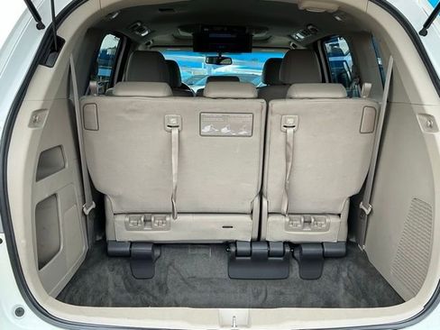 Used 2012 Honda Odyssey Touring image 6