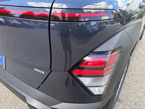 New 2026 Hyundai Kona SE image 12