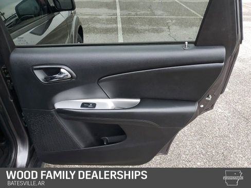 Used 2018 Dodge Journey SE w/ Popular Equipment Group image 30