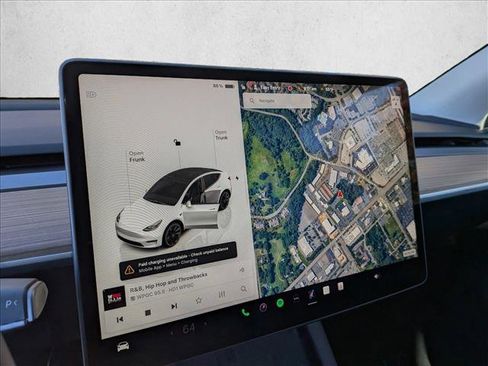 Used 2025 Tesla Model Y Long Range image 15