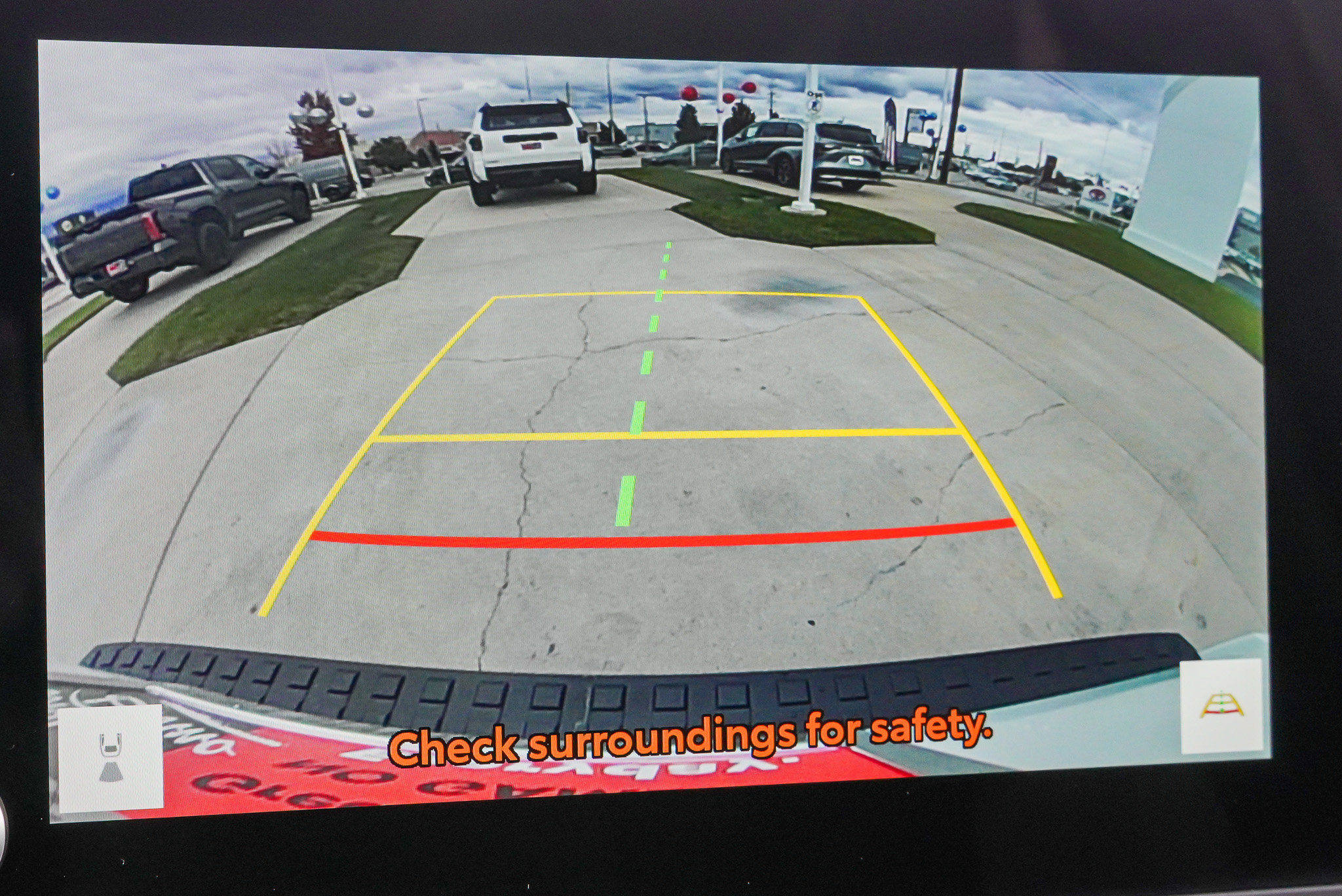 Certified 2025 Toyota 4Runner SR5 AWD/4WD image 40