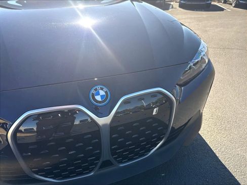 Used 2023 BMW i4 eDrive40 w/ Premium Package RWD image 31