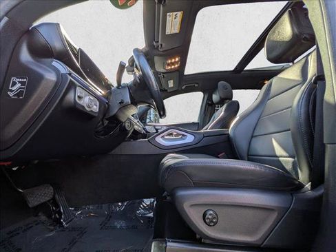 Certified 2022 Mercedes-Benz GLS 450 4MATIC image 17