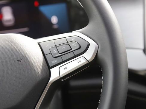 New 2026 Volkswagen Atlas Cross Sport SE image 20